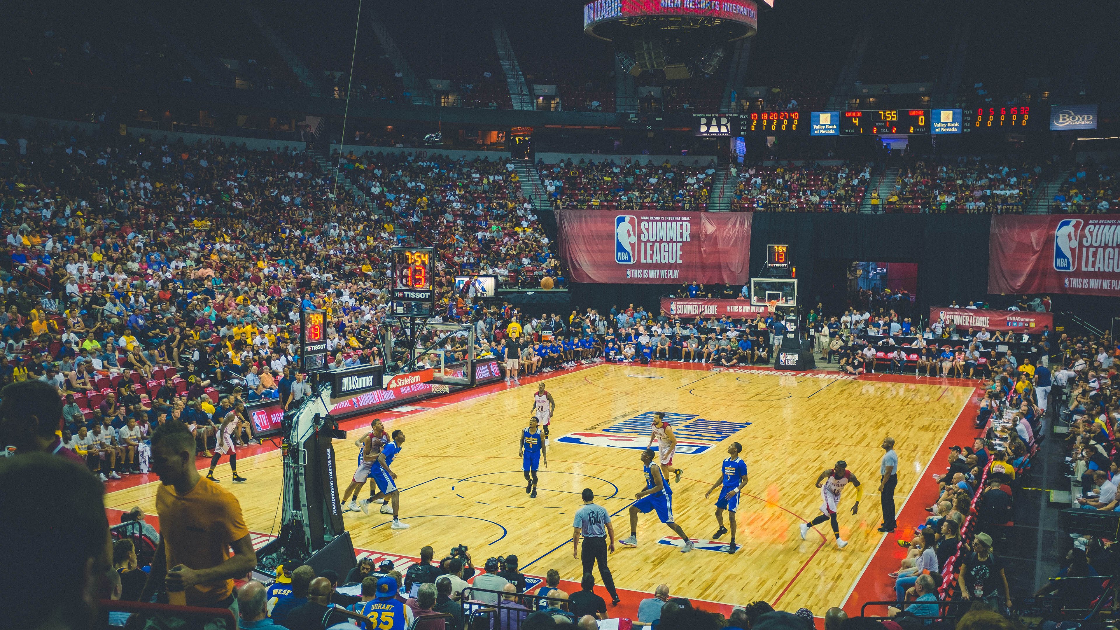 开云体育官网-影响深远：NBA在绿色环保方面的创新实践，nba环保周